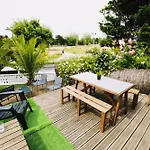 Guest house Surf House *