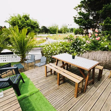 Pensionat Surf House *