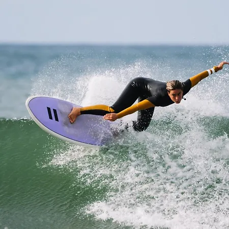 Surf House Guest house *