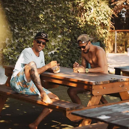 Surf House Maison d'hôtes Loredo