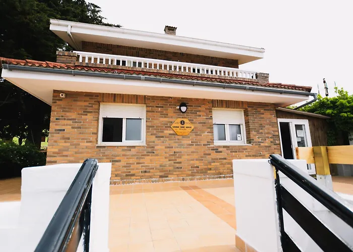 Pensjonat Surf House Loredo